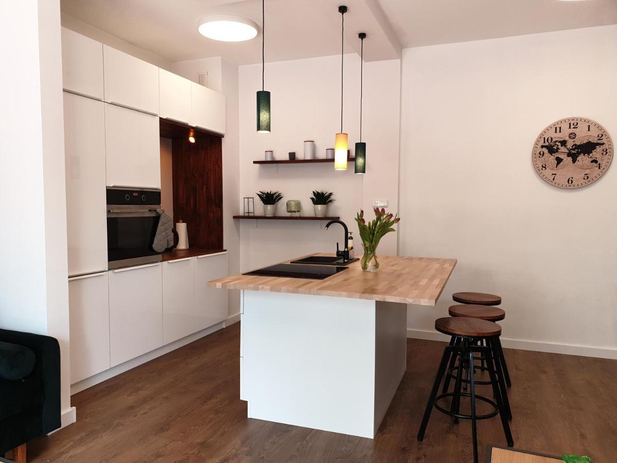 Апартаменты Apartament Milionova Лодзь Экстерьер фото